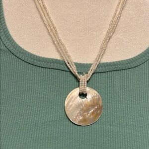 Elegant Cream Shell Pendant Necklace